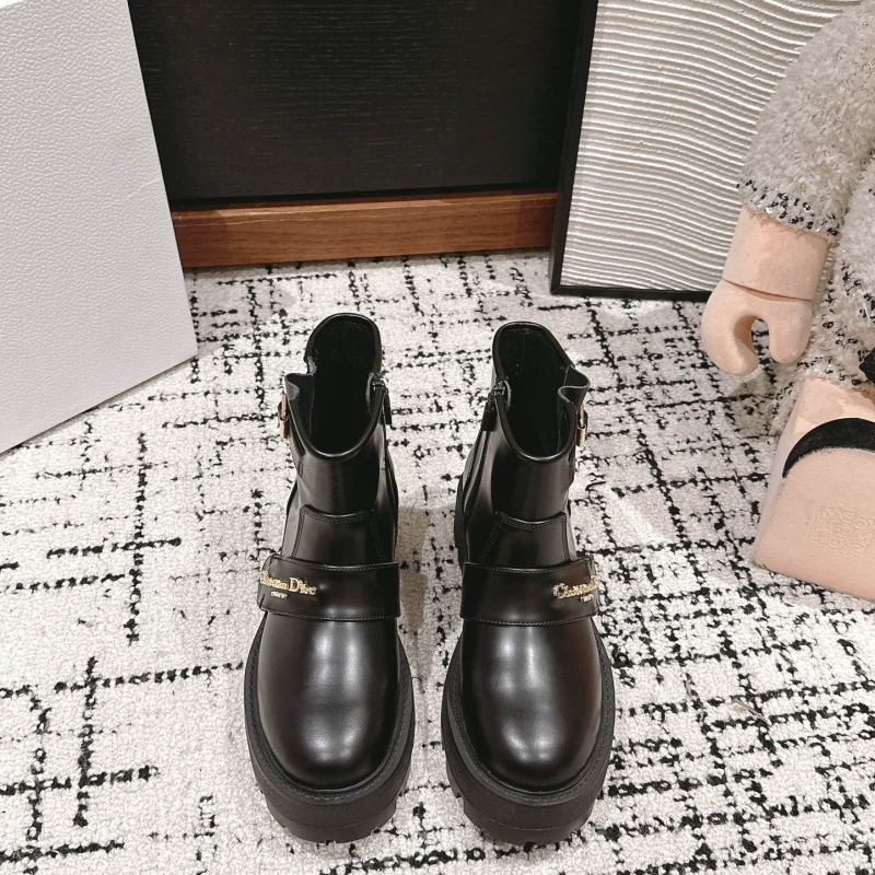 ch**an D*or boots